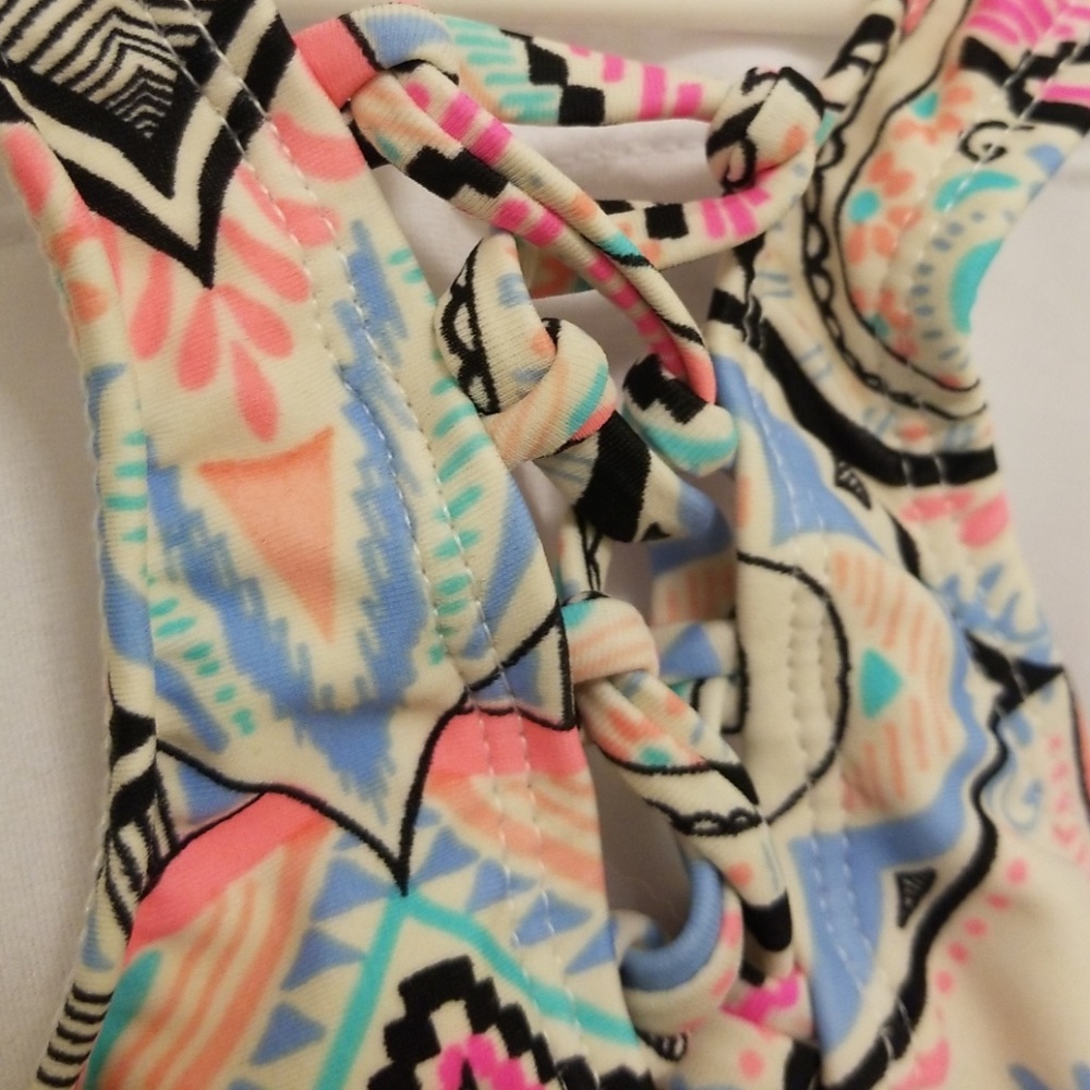 Swim top - Picture 4 of 4